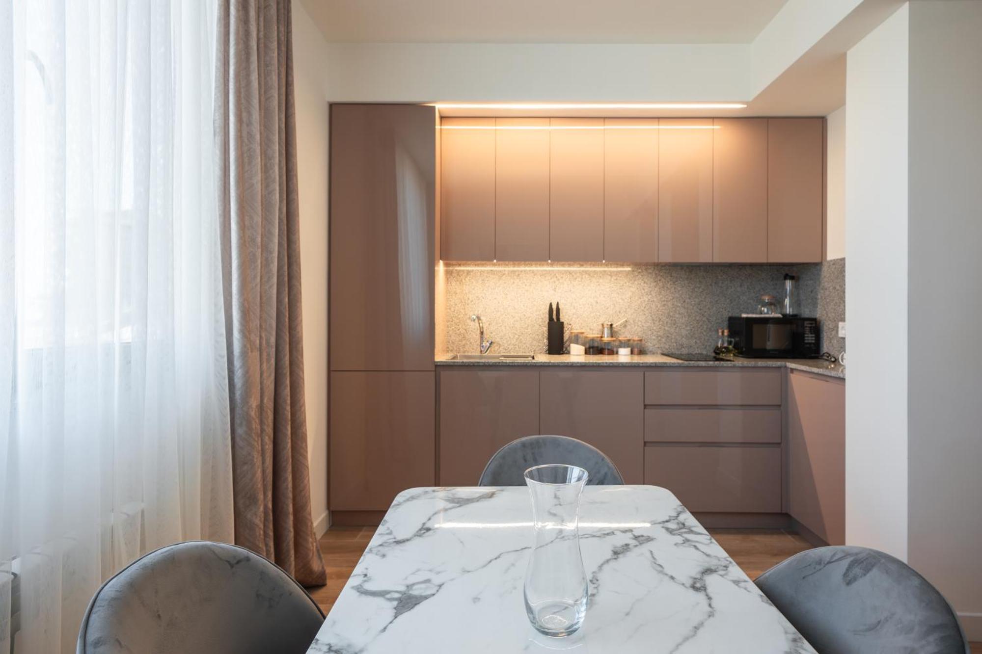 Ris Opera Apartments 예레반 외부 사진
