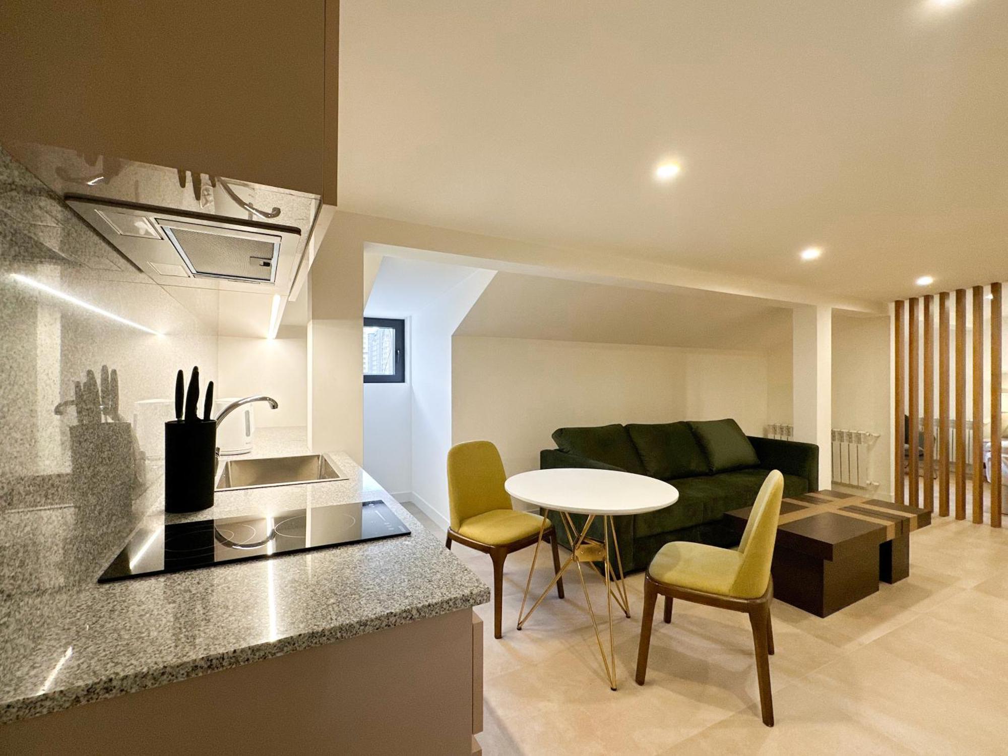 Ris Opera Apartments 예레반 외부 사진
